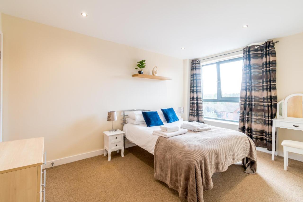 Spacious City 2 Bed, 2 Bath, Free Parking & Wifi Sheffield Bagian luar foto
